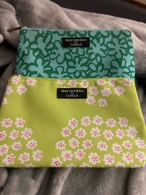 Marimekko for Clinique 2 Colorful Cosmetic Bags, new without tags
